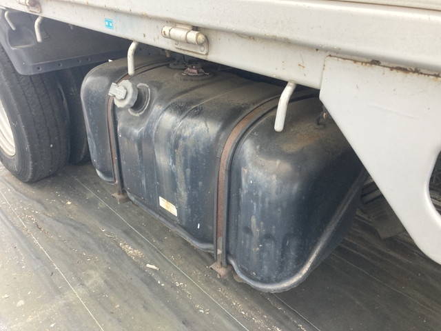 いすゞエルフ平ボディ小型（2t・3t）[写真07]