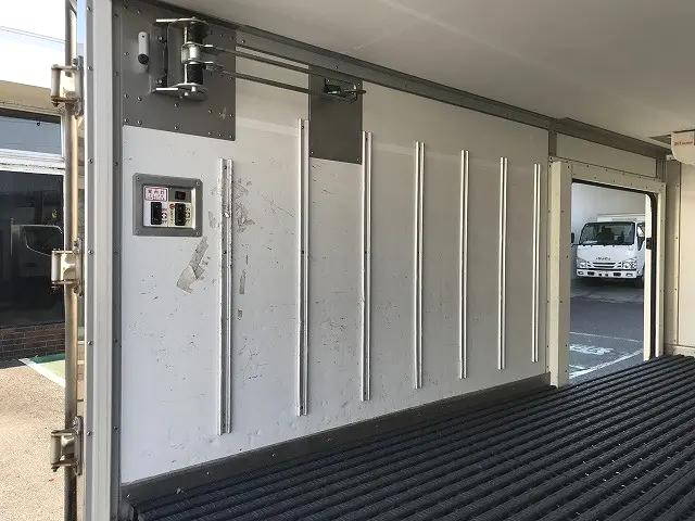 トヨタダイナ冷凍車（冷蔵車）小型（2t・3t）[写真12]