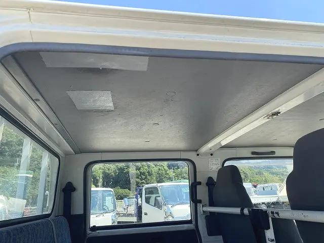 いすゞエルフダブルキャブ（Wキャブ）小型（2t・3t）[写真11]