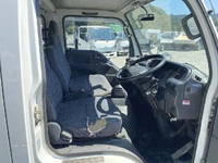 いすゞエルフダブルキャブ（Wキャブ）小型（2t・3t）[写真13]