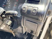 いすゞエルフダブルキャブ（Wキャブ）小型（2t・3t）[写真19]