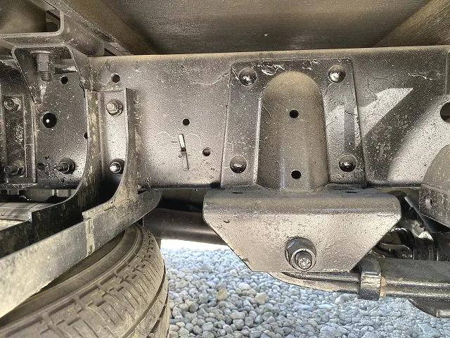 いすゞエルフダブルキャブ（Wキャブ）小型（2t・3t）[写真25]