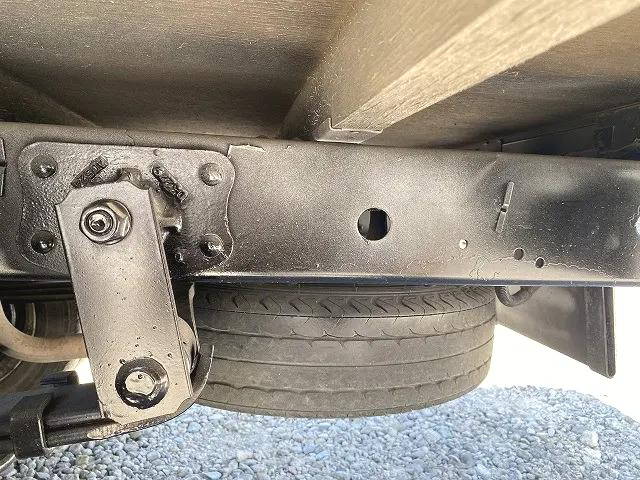 いすゞエルフダブルキャブ（Wキャブ）小型（2t・3t）[写真29]