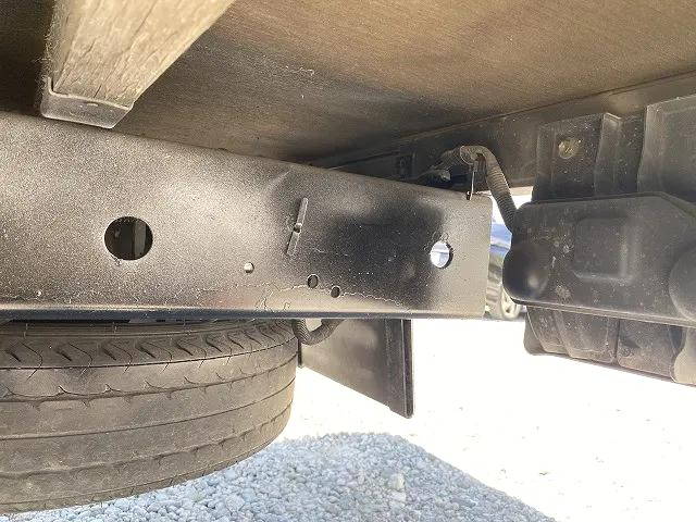 いすゞエルフダブルキャブ（Wキャブ）小型（2t・3t）[写真30]