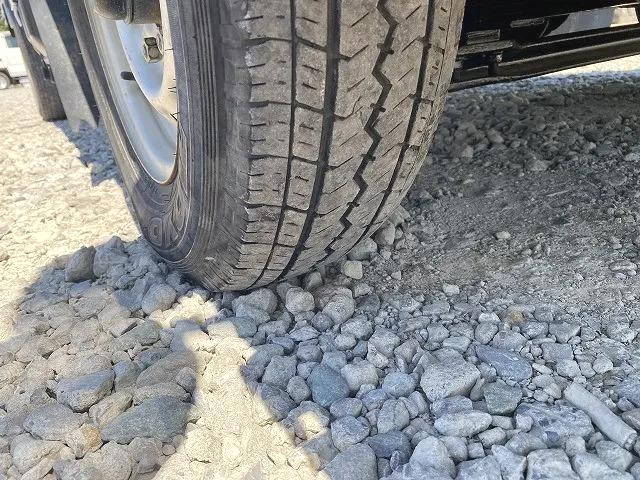 いすゞエルフダブルキャブ（Wキャブ）小型（2t・3t）[写真35]