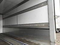 トヨタダイナアルミウイング小型（2t・3t）[写真12]