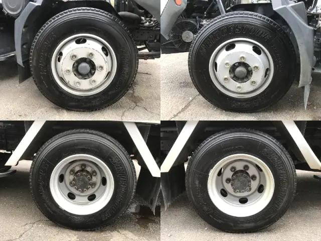 トヨタダイナアルミウイング小型（2t・3t）[写真22]