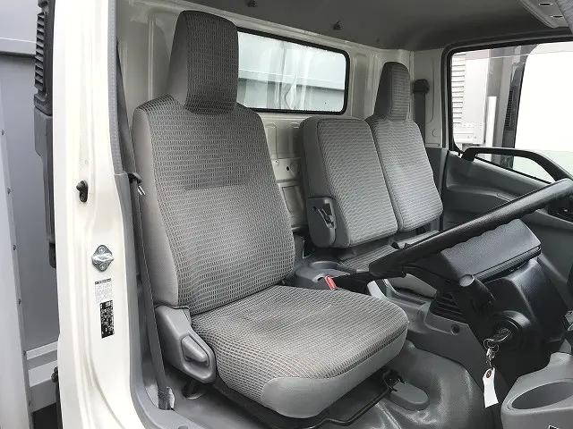 トヨタダイナアルミウイング小型（2t・3t）[写真31]