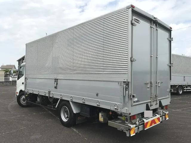 トヨタダイナアルミウイング小型（2t・3t）[写真04]