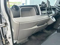 三菱ふそうキャンターアルミウイング小型（2t・3t）[写真19]