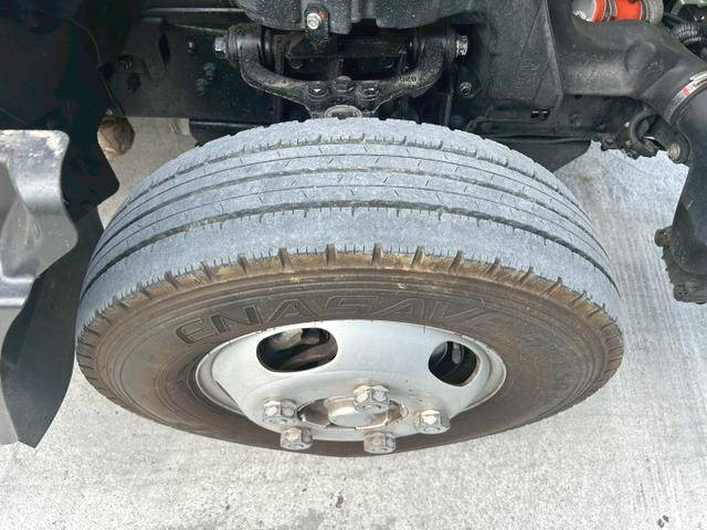 三菱ふそうキャンターアルミウイング小型（2t・3t）[写真35]