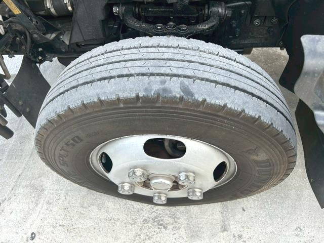 三菱ふそうキャンターアルミウイング小型（2t・3t）[写真36]