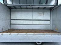 三菱ふそうキャンターアルミウイング小型（2t・3t）[写真10]