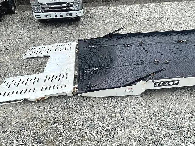 日野デュトロセーフティローダー小型（2t・3t）[写真14]