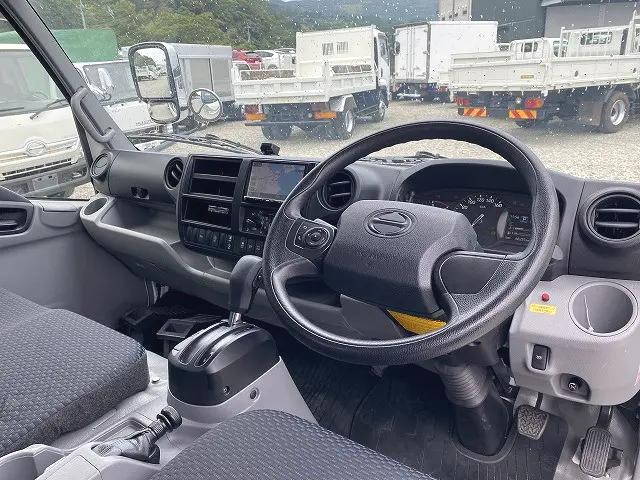 日野デュトロセーフティローダー小型（2t・3t）[写真28]