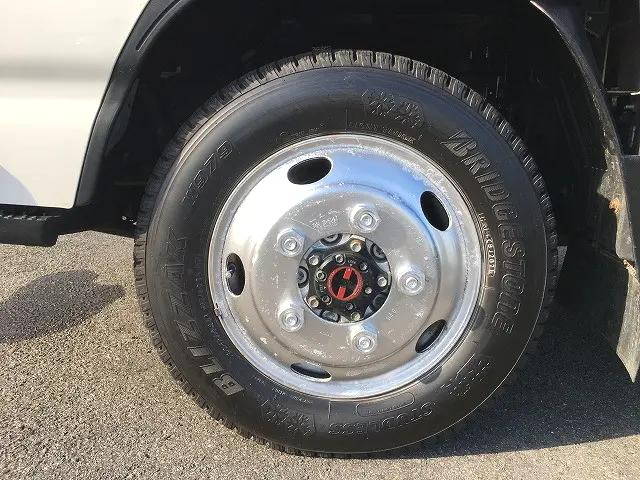 いすゞエルフ平ボディ小型（2t・3t）[写真16]