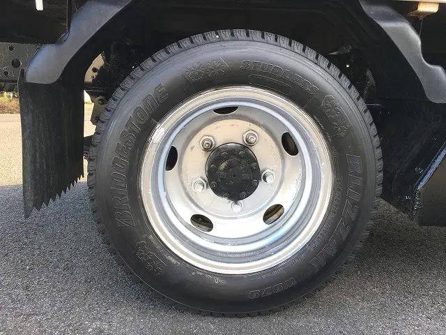 いすゞエルフ平ボディ小型（2t・3t）[写真18]