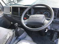 いすゞエルフ平ボディ小型（2t・3t）[写真32]