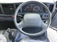 いすゞエルフ平ボディ小型（2t・3t）[写真33]