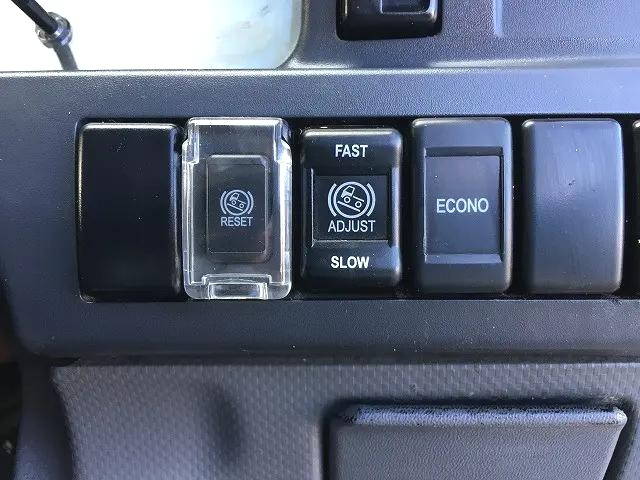 いすゞエルフ平ボディ小型（2t・3t）[写真36]