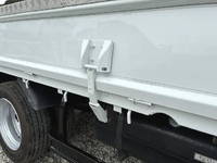 三菱ふそうキャンター平ボディ小型（2t・3t）[写真12]