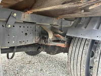 三菱ふそうキャンター平ボディ小型（2t・3t）[写真21]