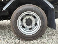 三菱ふそうキャンター平ボディ小型（2t・3t）[写真23]