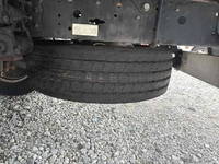 三菱ふそうキャンター平ボディ小型（2t・3t）[写真24]