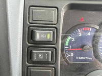 三菱ふそうキャンター平ボディ小型（2t・3t）[写真38]