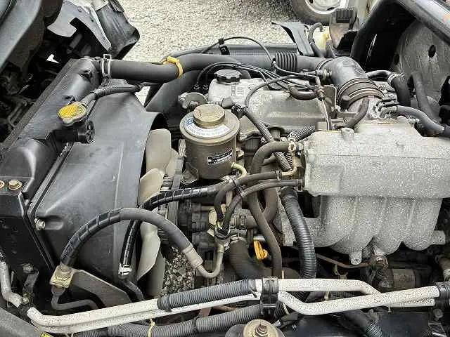 トヨタダイナ平ボディ小型（2t・3t）[写真16]