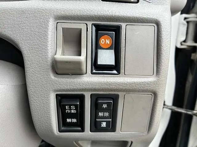 トヨタダイナ平ボディ小型（2t・3t）[写真32]