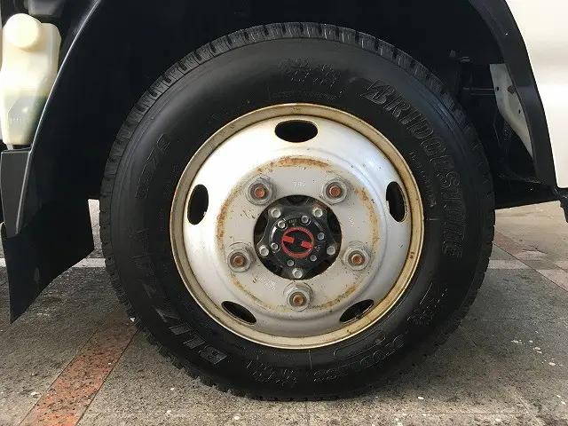 いすゞエルフ平ボディ小型（2t・3t）[写真14]