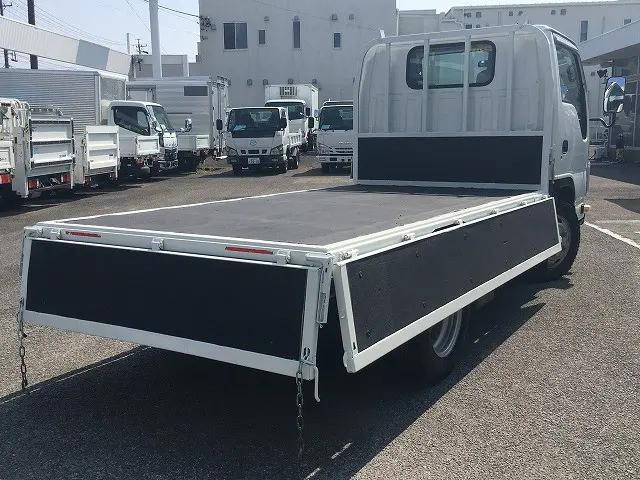 いすゞエルフ平ボディ小型（2t・3t）[写真04]