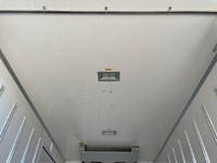 いすゞエルフ冷凍車（冷蔵車）小型（2t・3t）[写真14]