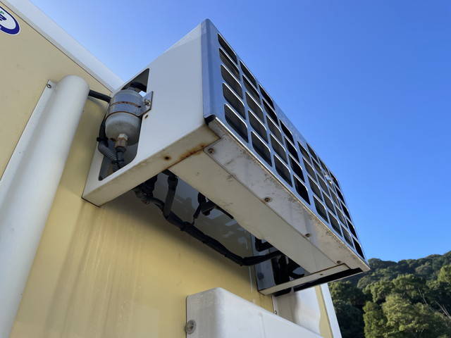 いすゞエルフ冷凍車（冷蔵車）小型（2t・3t）[写真18]