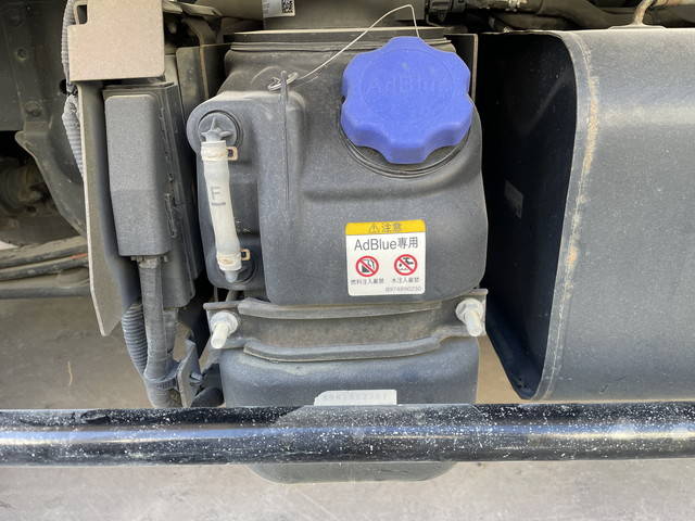 いすゞエルフ冷凍車（冷蔵車）小型（2t・3t）[写真22]