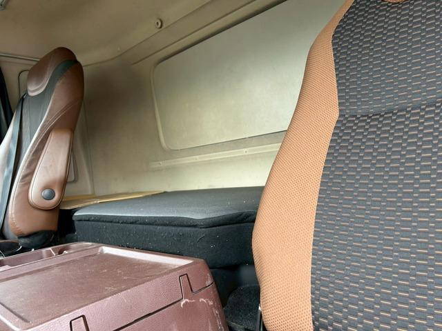 日野プロフィアアルミブロック大型（10t）[写真20]