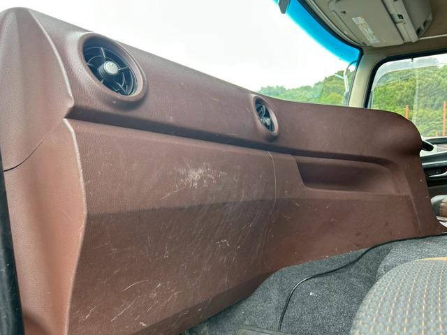 日野プロフィアアルミブロック大型（10t）[写真21]