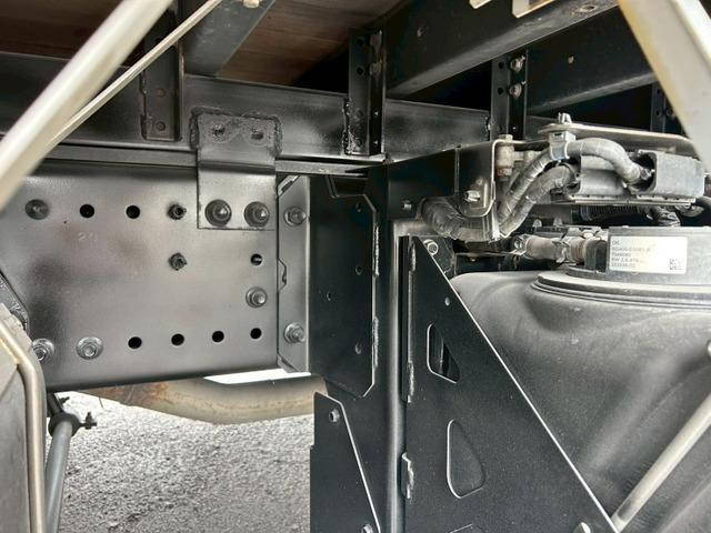 日野プロフィアアルミブロック大型（10t）[写真32]