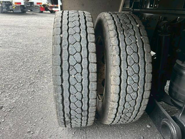 日野プロフィアアルミブロック大型（10t）[写真36]