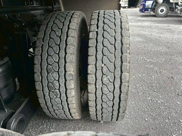 日野プロフィアアルミブロック大型（10t）[写真37]