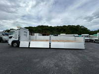 日野プロフィアアルミブロック大型（10t）[写真06]