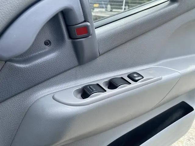 三菱ふそうキャンターダブルキャブ（Wキャブ）小型（2t・3t）[写真19]