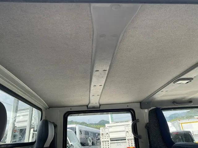 三菱ふそうキャンターダブルキャブ（Wキャブ）小型（2t・3t）[写真22]