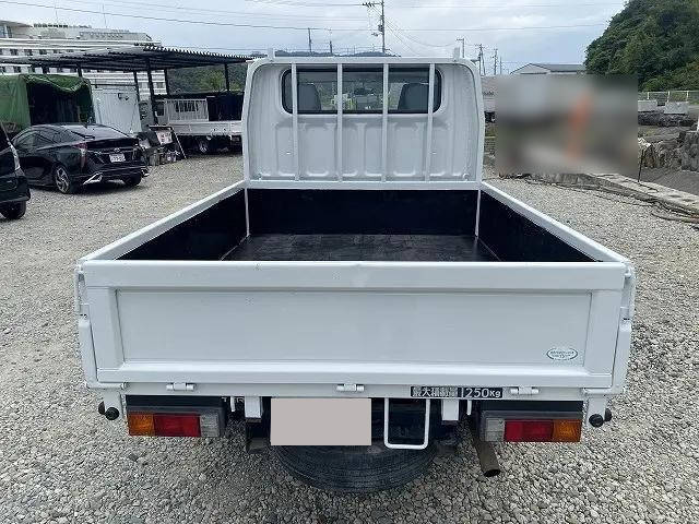 三菱ふそうキャンターダブルキャブ（Wキャブ）小型（2t・3t）[写真03]