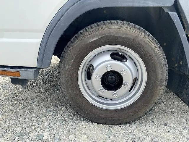 三菱ふそうキャンターダブルキャブ（Wキャブ）小型（2t・3t）[写真36]