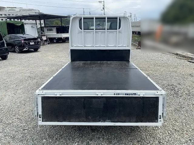 三菱ふそうキャンターダブルキャブ（Wキャブ）小型（2t・3t）[写真05]