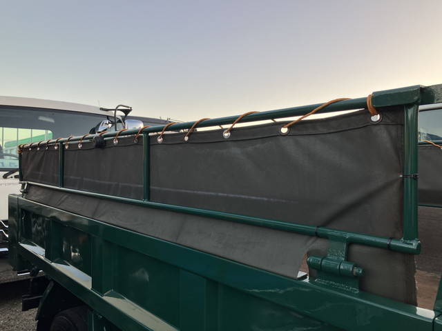 三菱ふそうキャンターダンプ小型（2t・3t）[写真13]