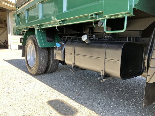 三菱ふそうキャンターダンプ小型（2t・3t）[写真18]