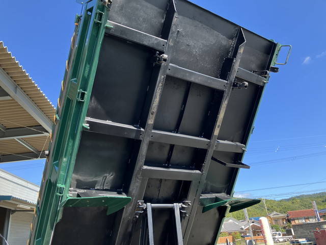 三菱ふそうキャンターダンプ小型（2t・3t）[写真22]